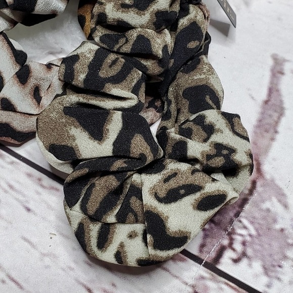 nOir Jewelry Ombre Leopard Scrunchies - Set of 3 - Picture 2 of 7